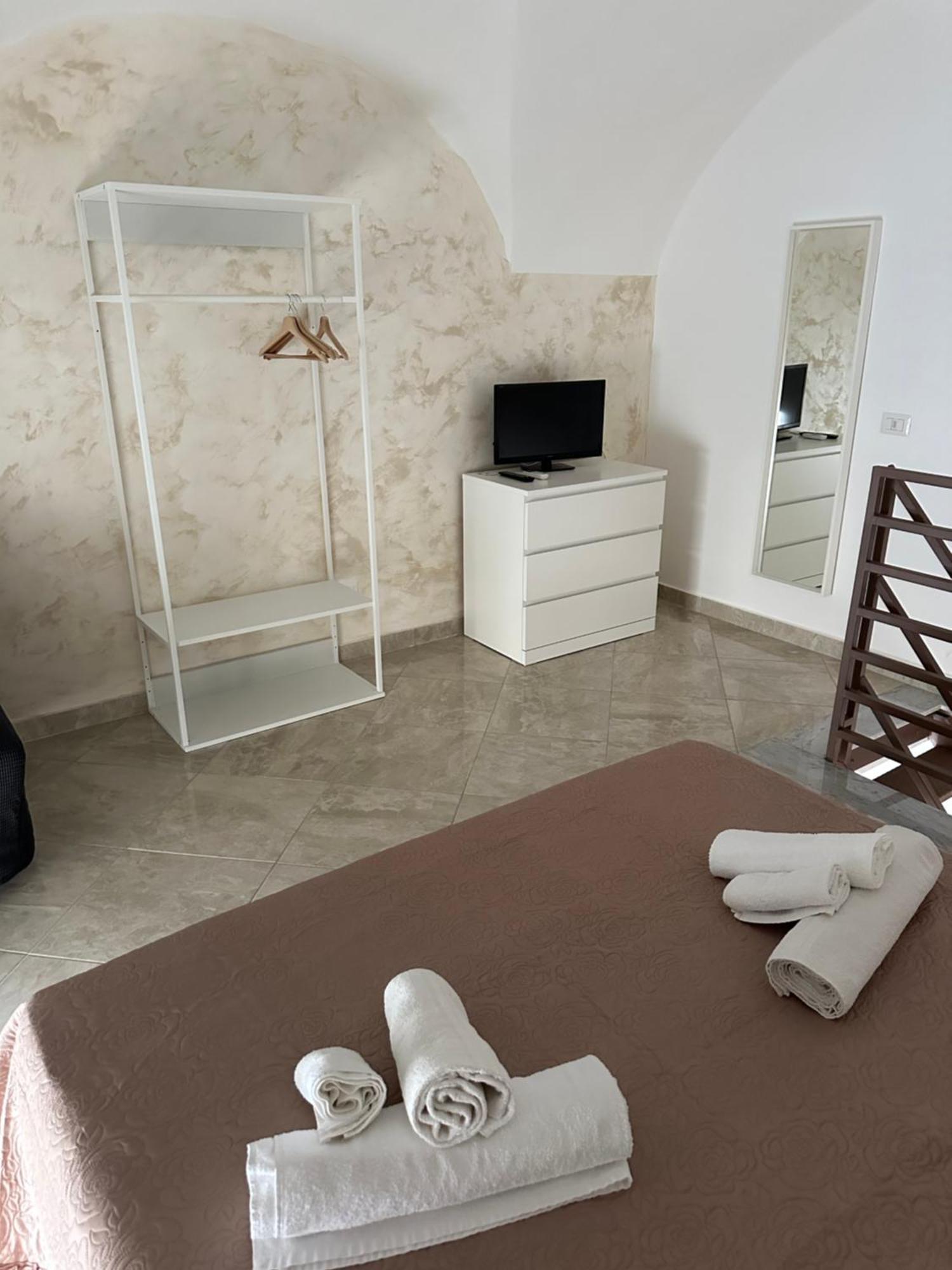 Nicotra'S Home Катания Екстериор снимка